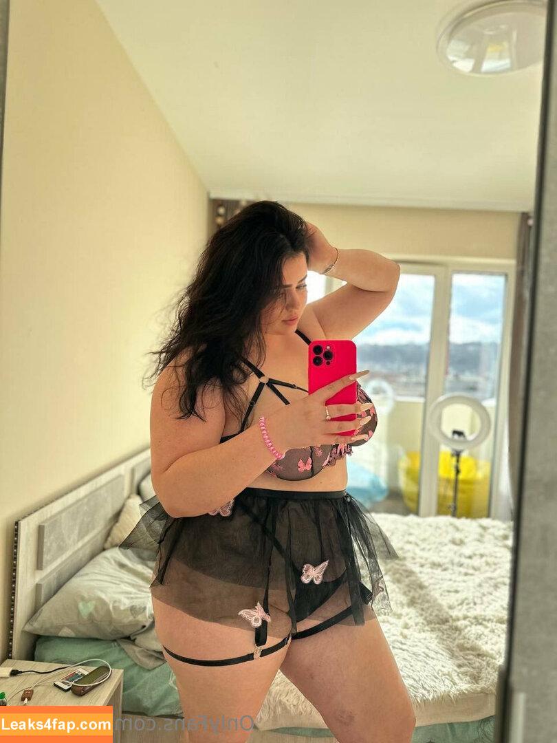curvylizzz / curvystylez leaked photo photo #0158