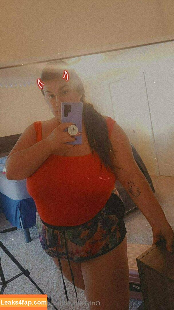 curvymama2021 /  leaked photo photo #0179