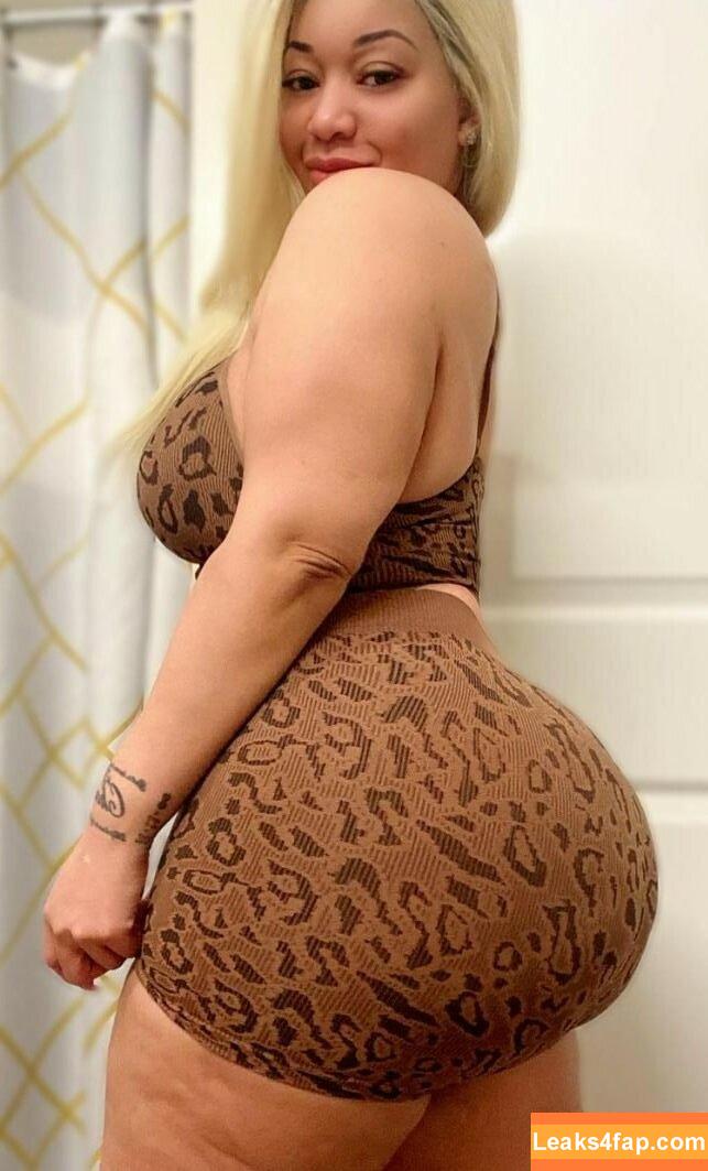 Curvyredbone / curvyred / therealshannon_m leaked photo photo #0005