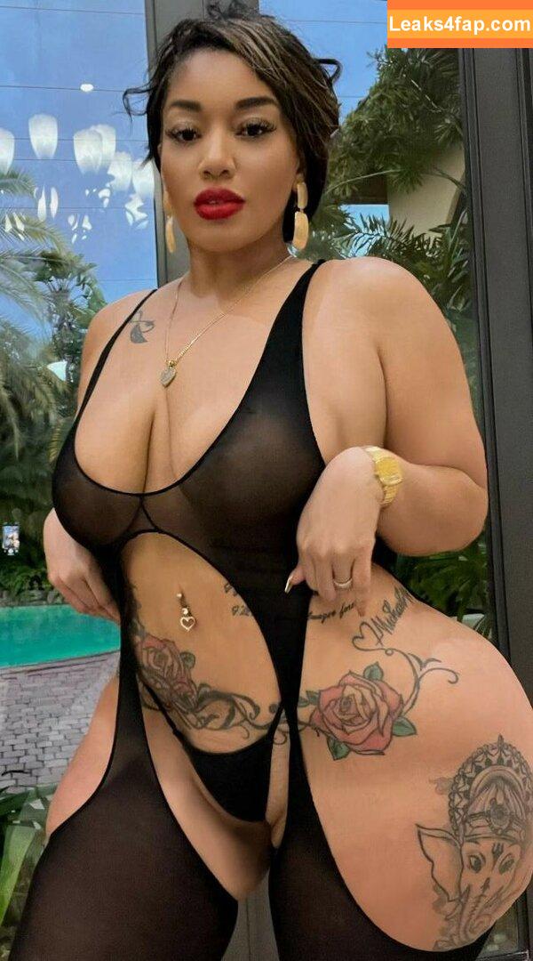 Curvyredbone / curvyred / therealshannon_m leaked photo photo #0008