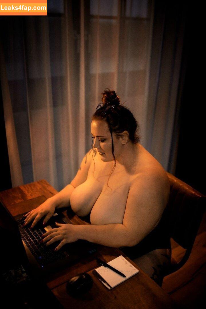 Curvyvanni leaked photo photo #0032