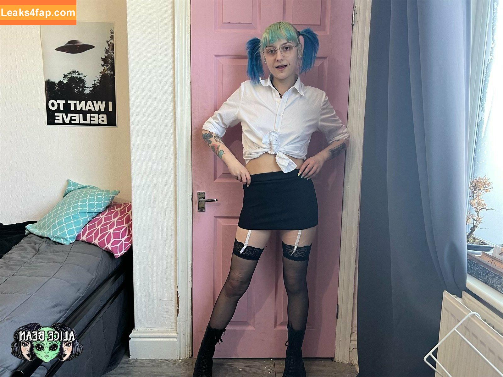 cute_bean_ting / bean_exclusive / borderline_fuuuck leaked photo photo #0276