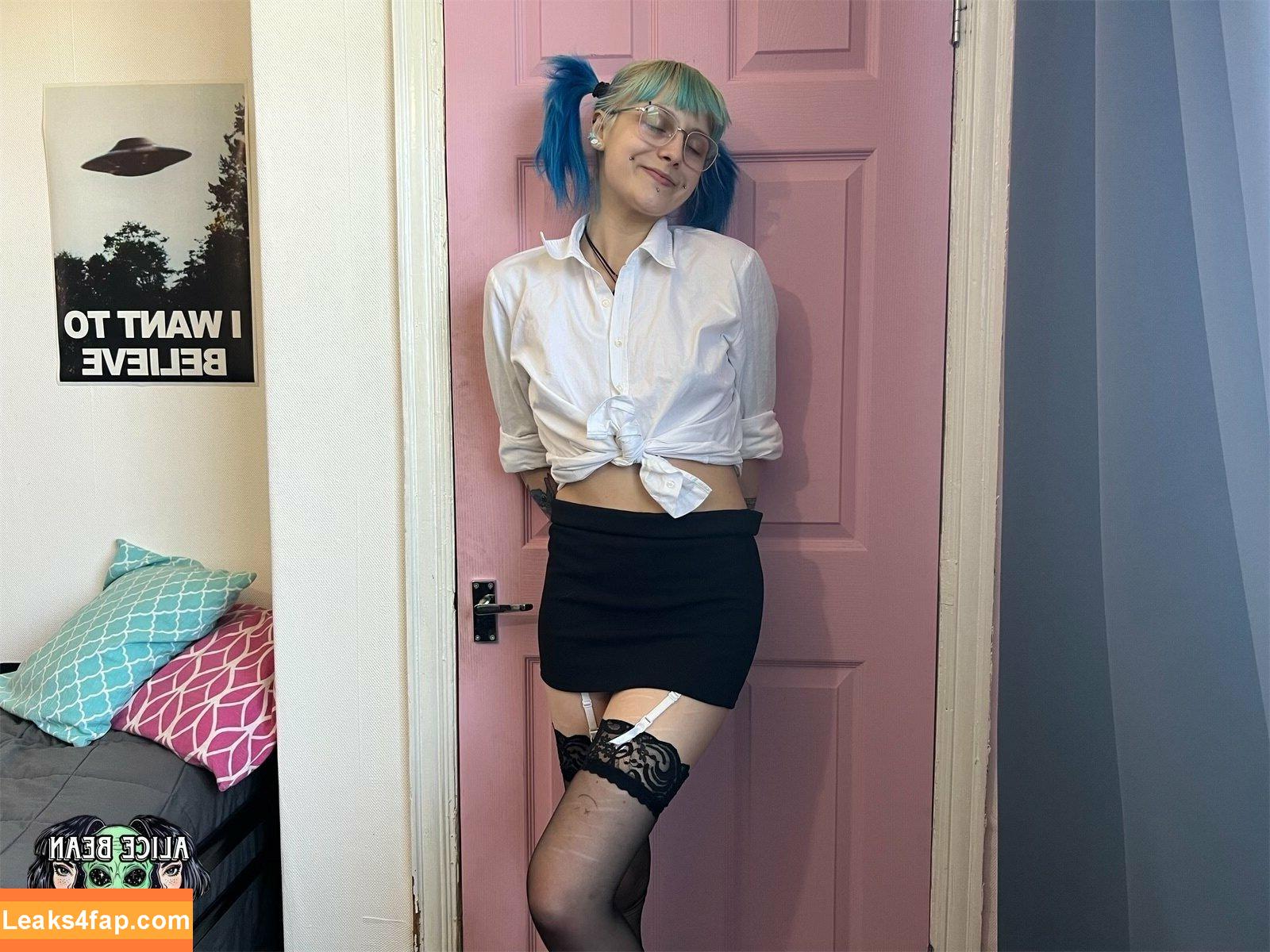 cute_bean_ting / bean_exclusive / borderline_fuuuck leaked photo photo #0277