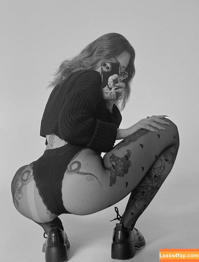 cutemeow / pingvingoritvogne leaked photo photo #0118