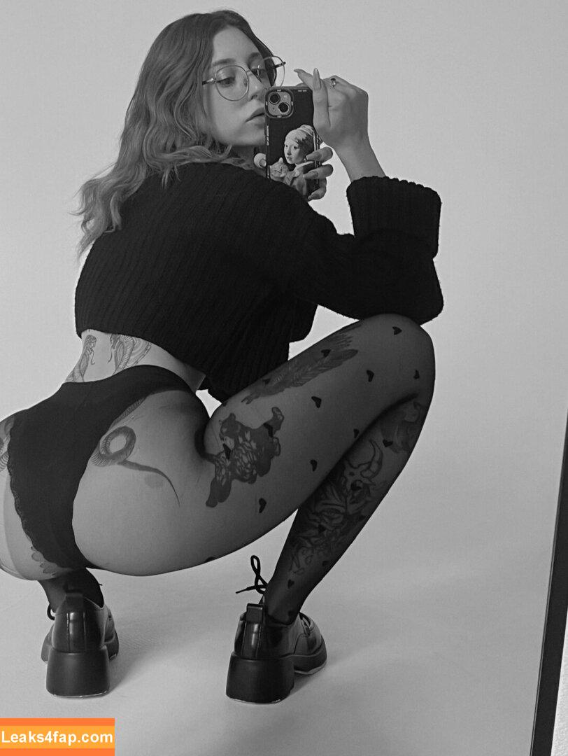 cutemeow / pingvingoritvogne leaked photo photo #0120