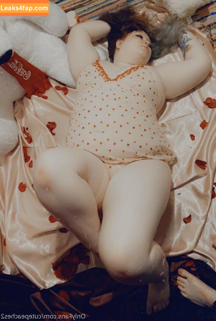 cutepeaches2 / cuteasf11 leaked photo photo #0009