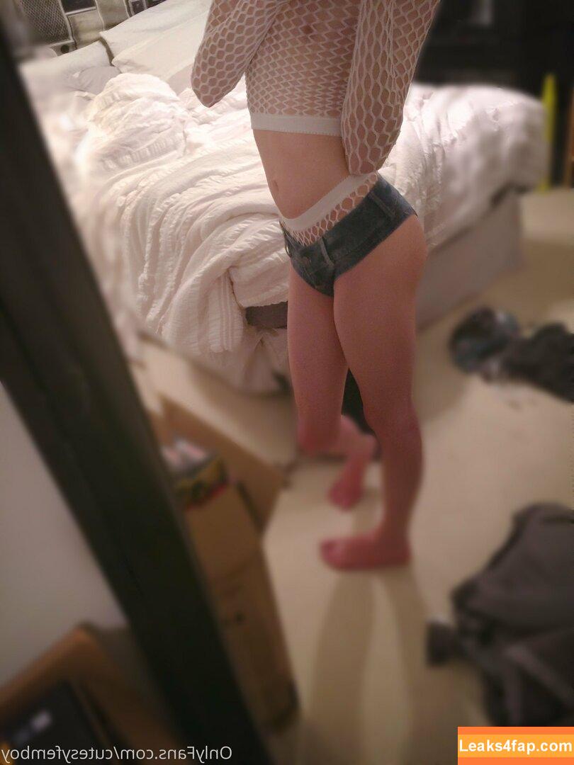 cutesyfemboy /  leaked photo photo #0206