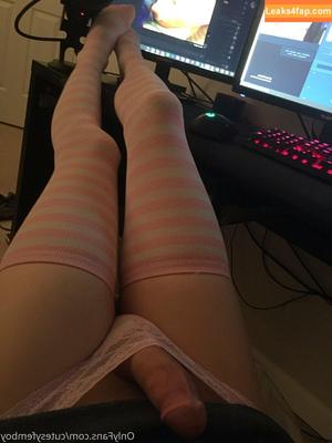 cutesyfemboy photo #0395