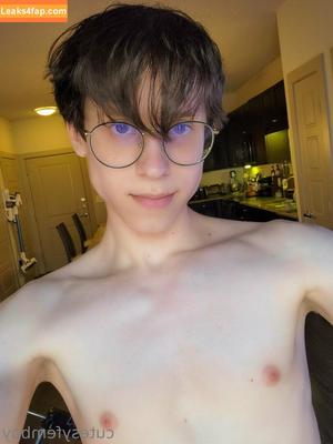 cutesyfemboy photo #0542