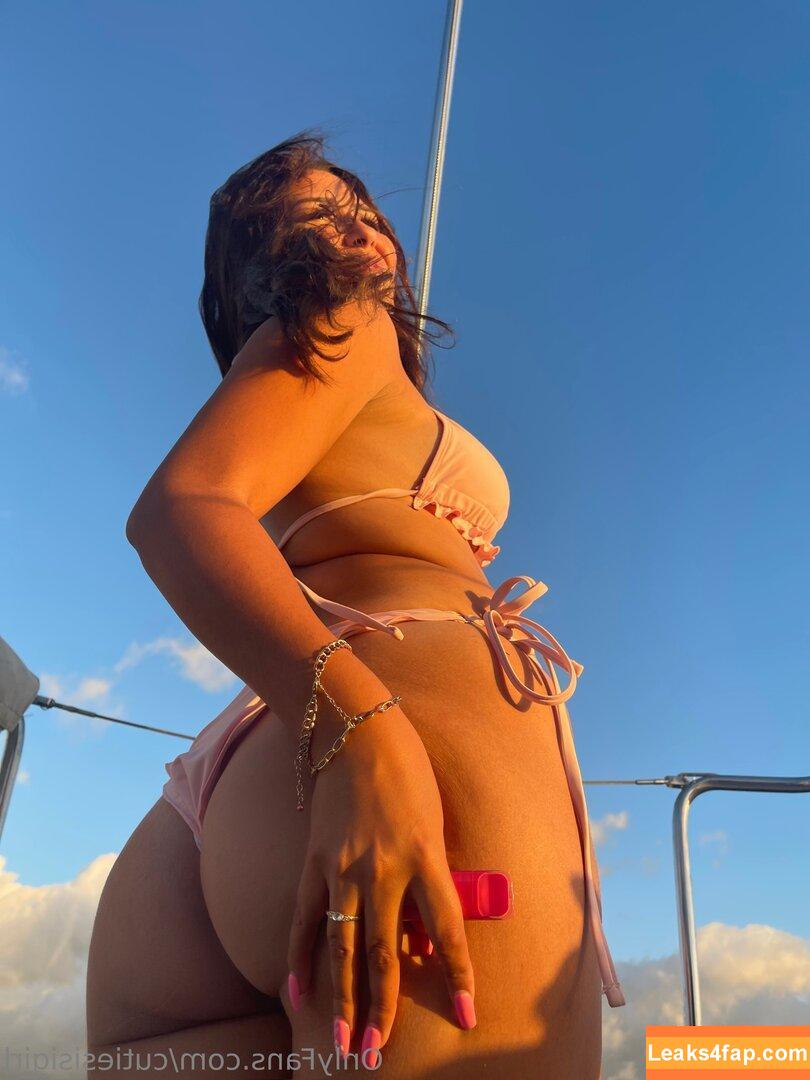 cutiesisigirl /  leaked photo photo #0015