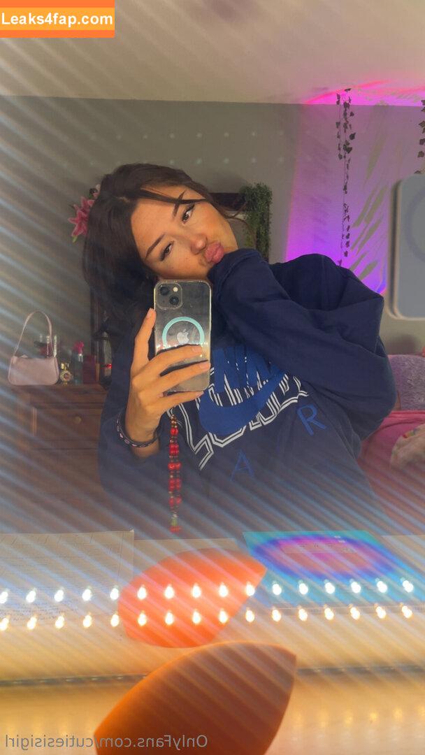 cutiesisigirl /  leaked photo photo #0018
