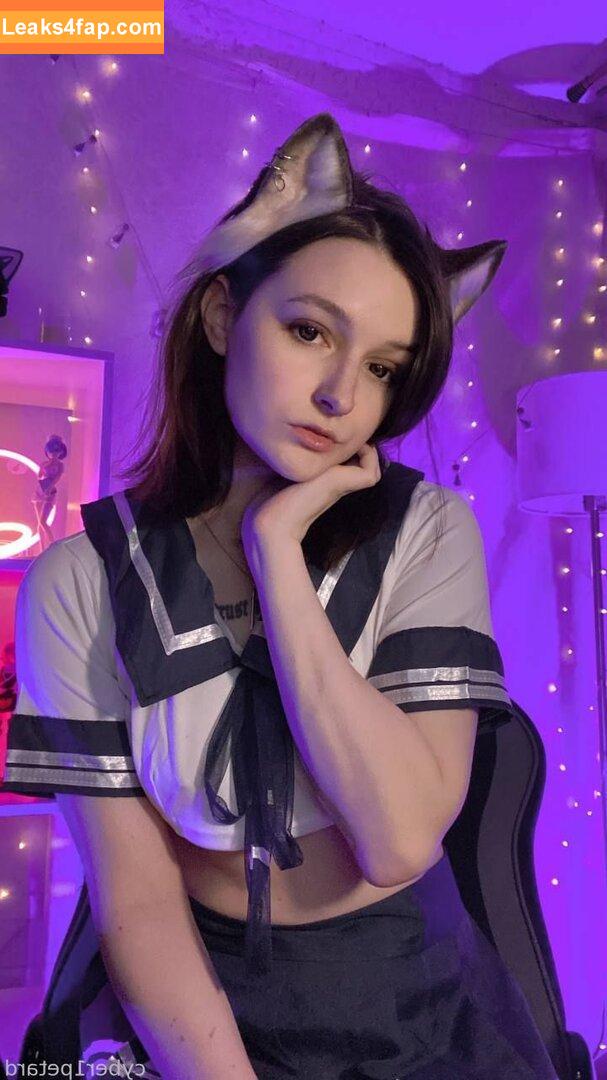 cyber1petard /  leaked photo photo #0010