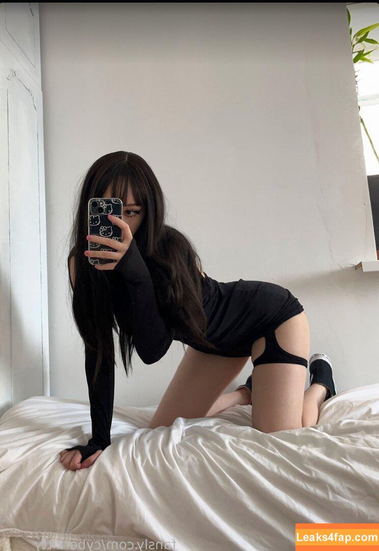 cyberkitty_____ / Cyberkitty / Dayana Yessembayeva слитое фото фото #0032