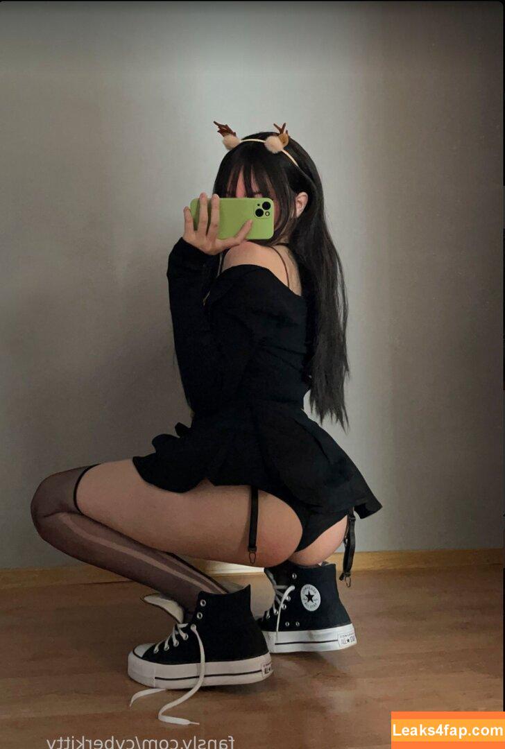 cyberkitty_____ / Cyberkitty / Dayana Yessembayeva слитое фото фото #0043