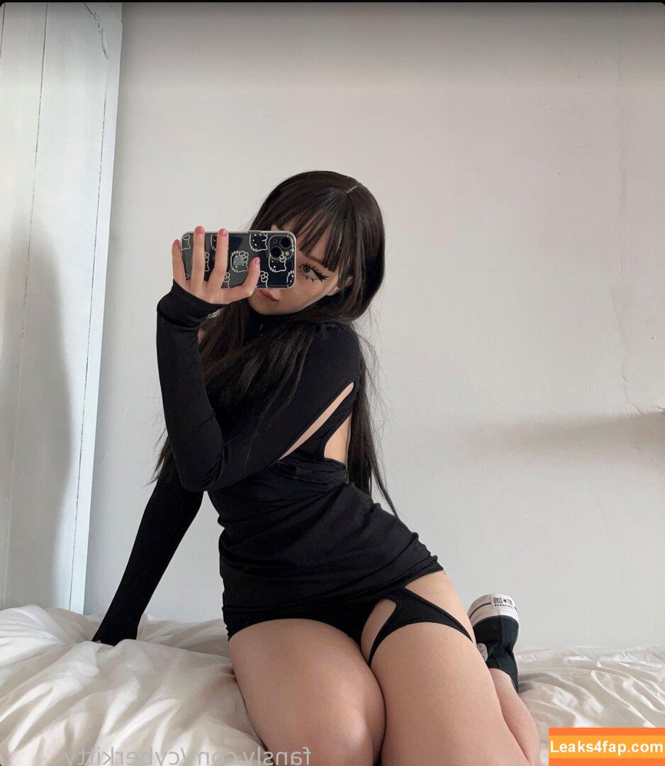 cyberkitty_____ / Cyberkitty / Dayana Yessembayeva слитое фото фото #0051