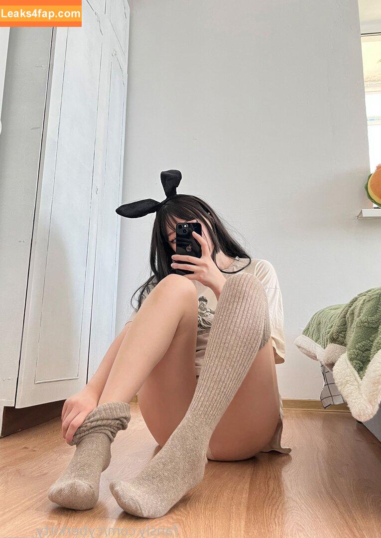 cyberkitty_____ / Cyberkitty / Dayana Yessembayeva слитое фото фото #0102