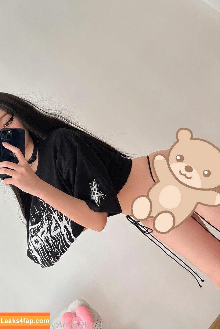 cyberkitty_____ / Cyberkitty / Dayana Yessembayeva слитое фото фото #0136