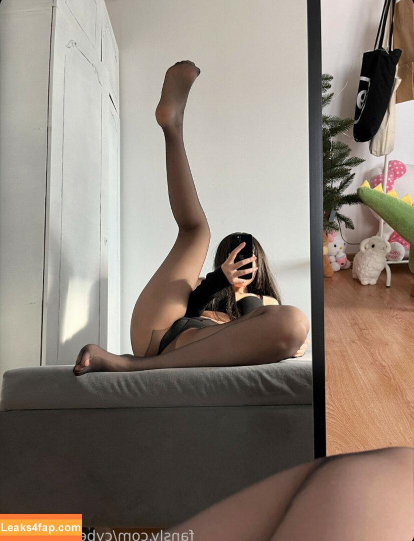 cyberkitty_____ / Cyberkitty / Dayana Yessembayeva leaked photo photo #0190