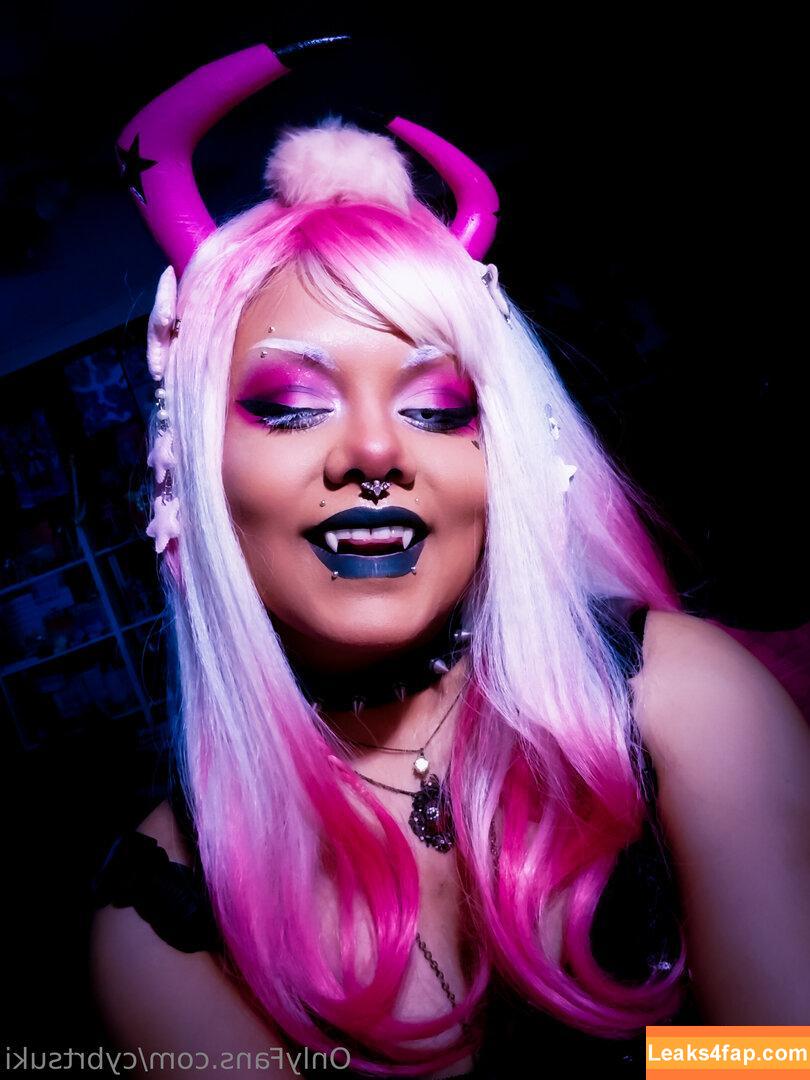 cybrtsuki /  leaked photo photo #0008