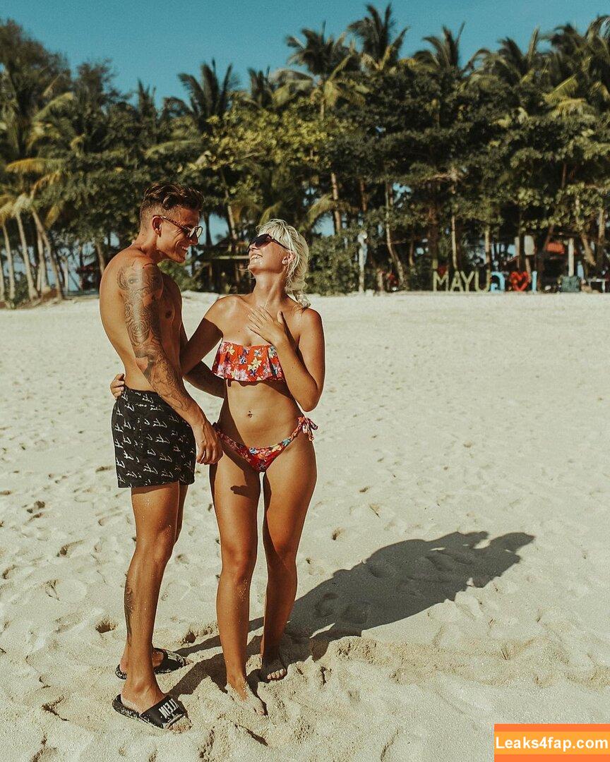 dabbleandtravel / Molly and Matt leaked photo photo #0003