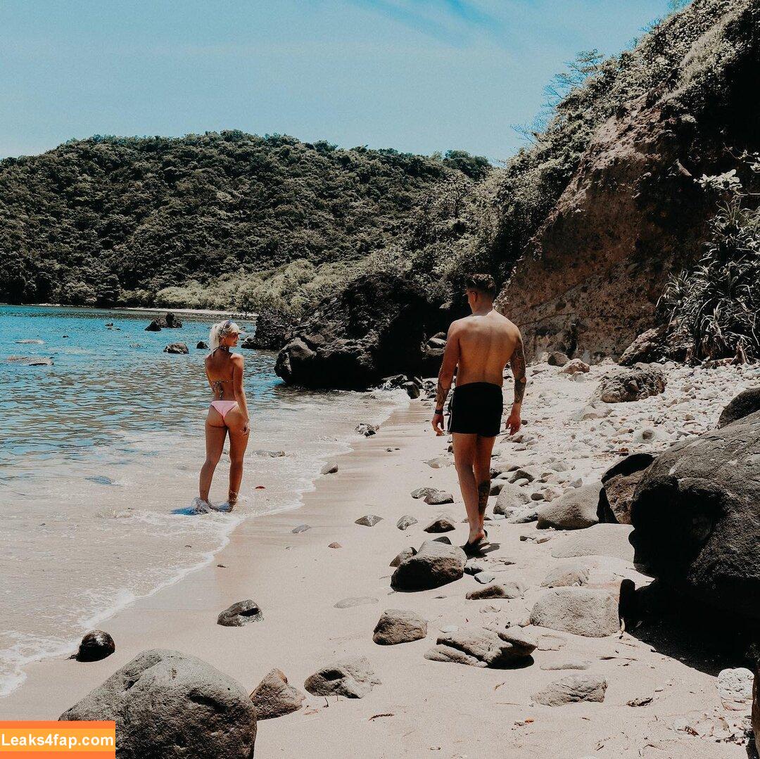 dabbleandtravel / Molly and Matt leaked photo photo #0020