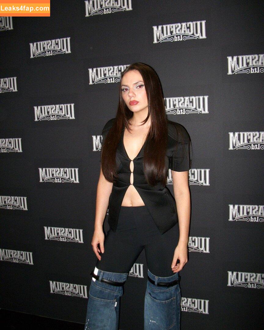Dafne Keen / dafnekeen / lauradafne93 leaked photo photo #0050