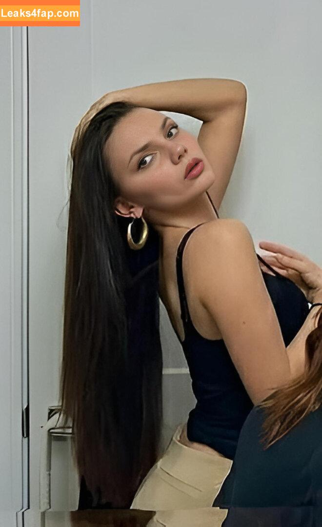 Dafne Keen / dafnekeen / lauradafne93 leaked photo photo #0191