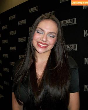 Dafne Keen photo #0049