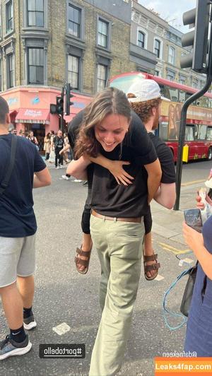 Dafne Keen photo #0110