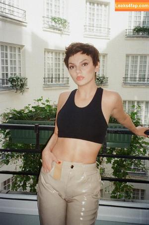 Dafne Keen photo #0135