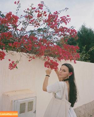 Dafne Keen photo #0248