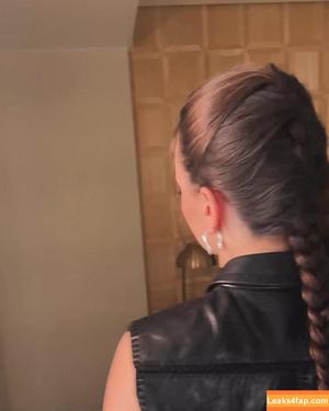 Dafne Keen photo #0324