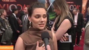 Dafne Keen photo #0377