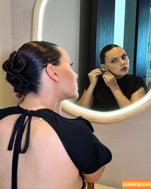 Dafne Keen photo #0419