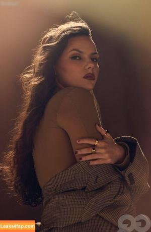 Dafne Keen photo #0542