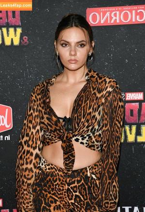Dafne Keen photo #0584