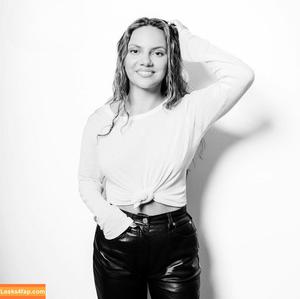 Dafne Keen photo #0616