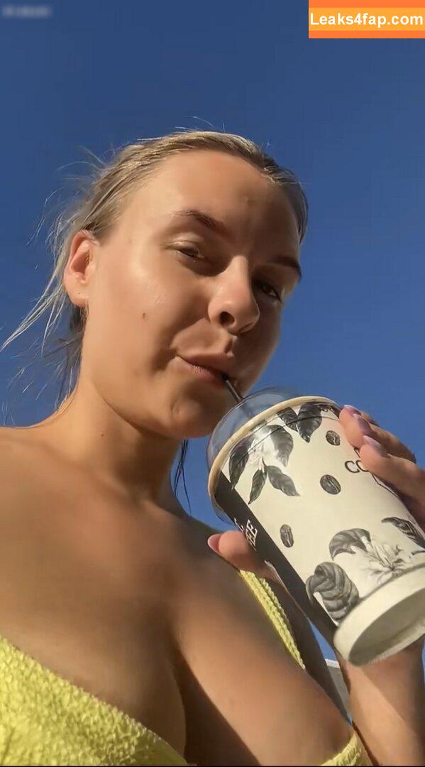 Dagi Bee / dagibee leaked photo photo #0121