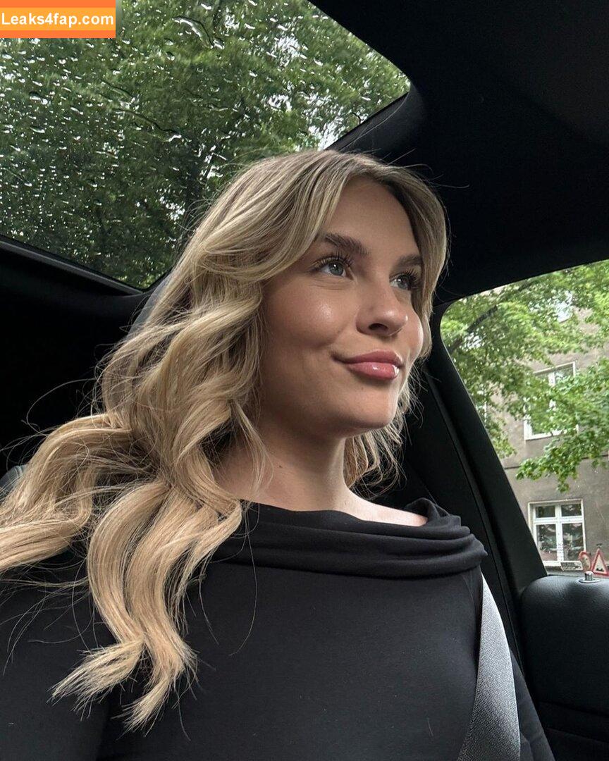 Dagi Bee / dagibee leaked photo photo #0221