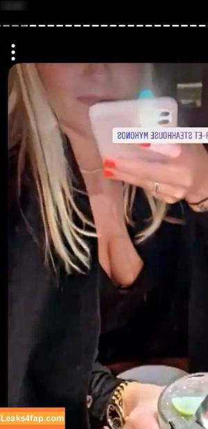 Dagi Bee photo #0042