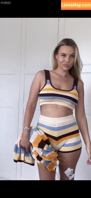 Dagi Bee photo #0084
