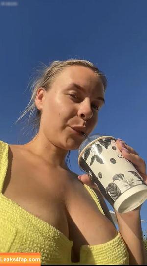 Dagi Bee photo #0122