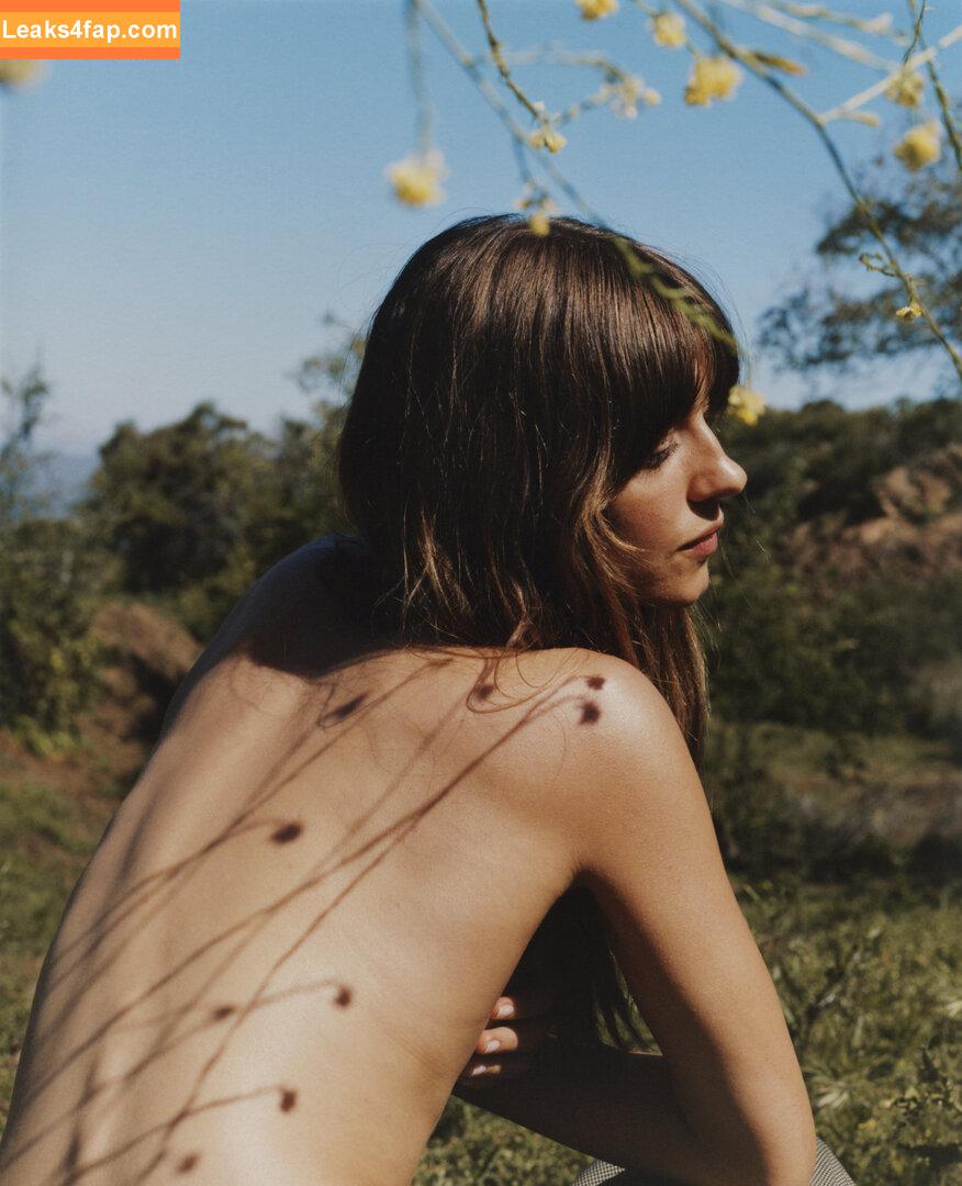 Daisy Edgar-Jones / Daisy Edgar Jones / daisyedgarjones leaked photo photo #0378