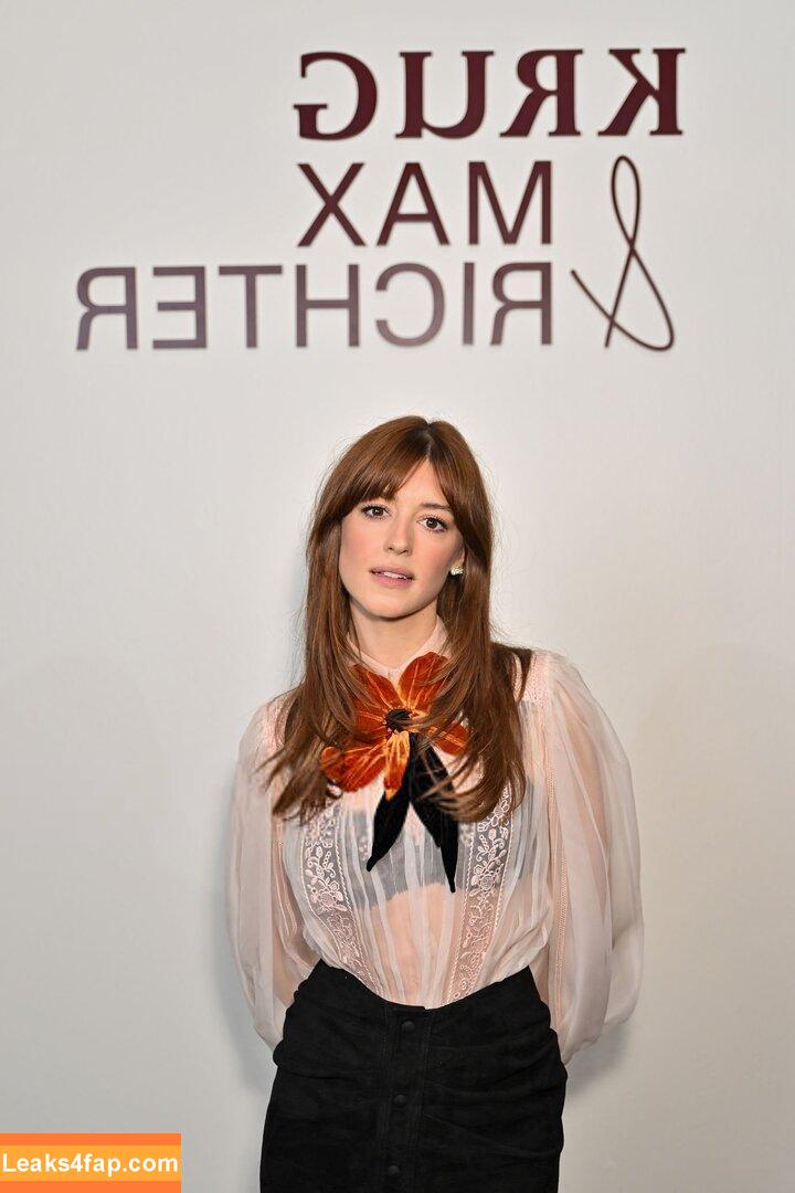 Daisy Edgar-Jones / Daisy Edgar Jones / daisyedgarjones leaked photo photo #0451