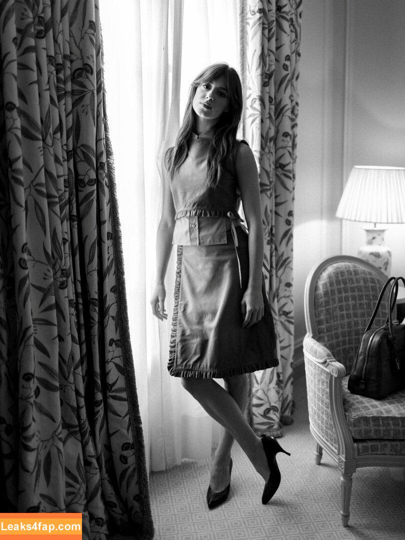 Daisy Edgar-Jones / Daisy Edgar Jones / daisyedgarjones leaked photo photo #0467