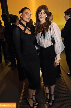 Daisy Edgar-Jones photo #0459