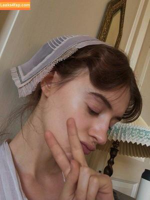 Daisy Edgar-Jones photo #0565
