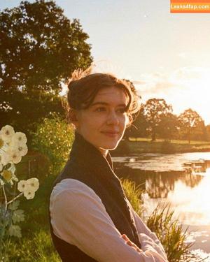 Daisy Edgar-Jones photo #0611