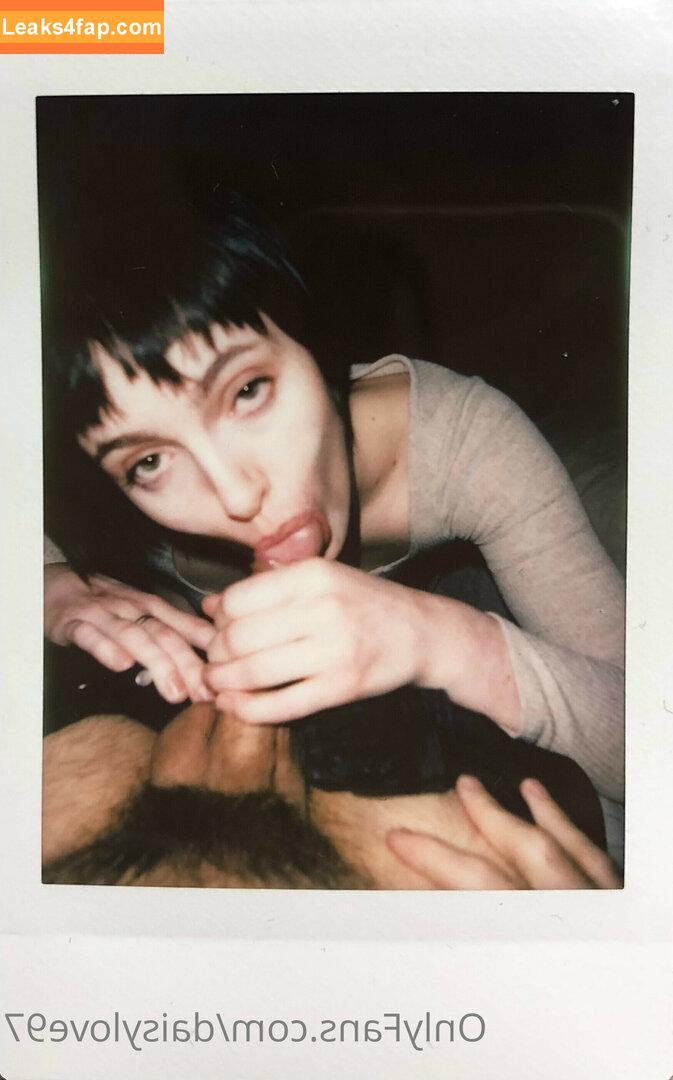 Daisy Love / daisylove97 / scottishdaisylove leaked photo photo #0007