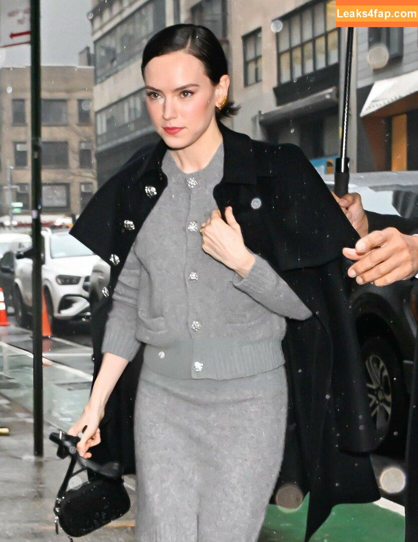 Daisy Ridley / daisyridley слитое фото фото #0234